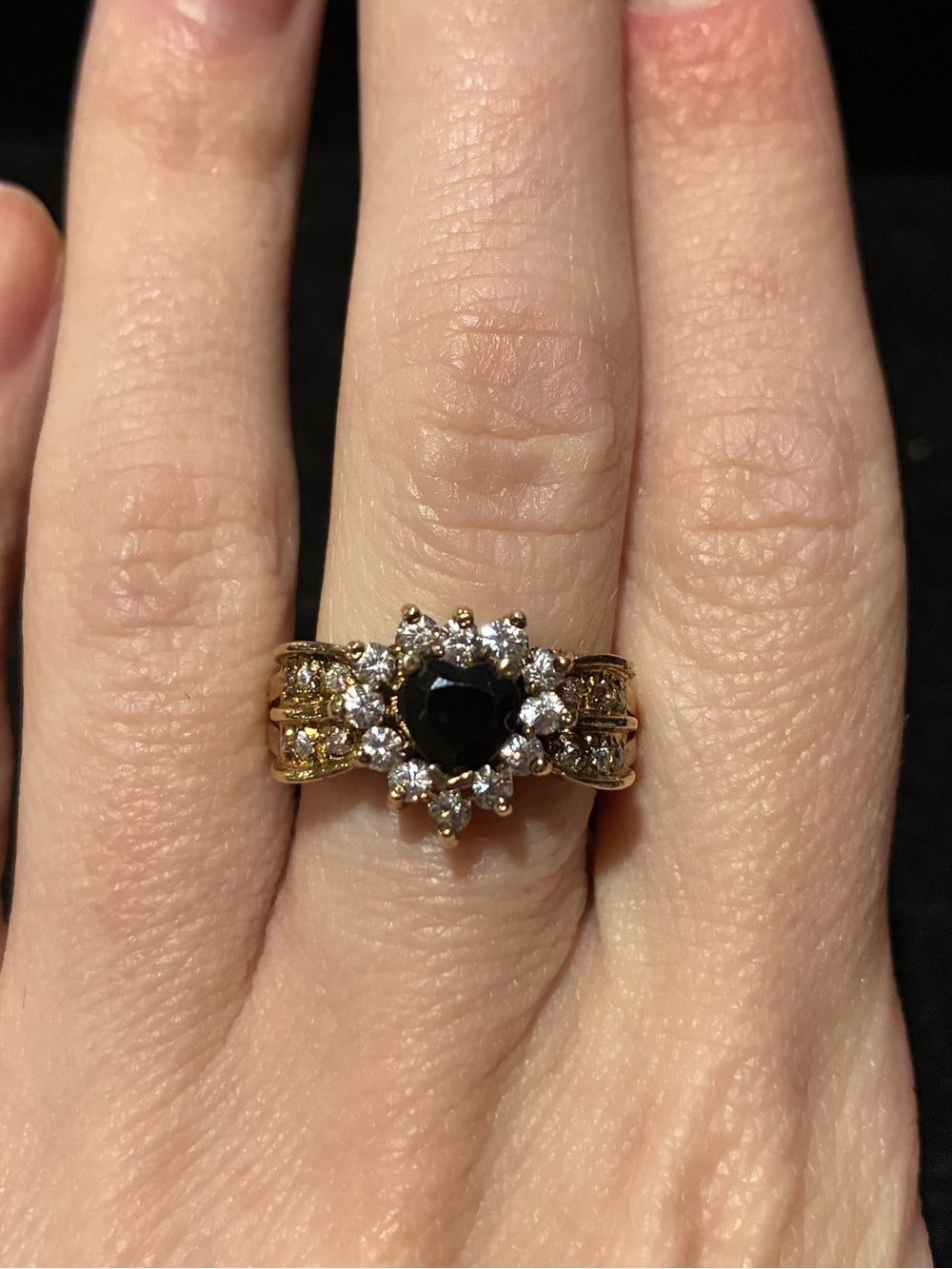 Vintage Gold Tone Black Heart Rhinestone Ring